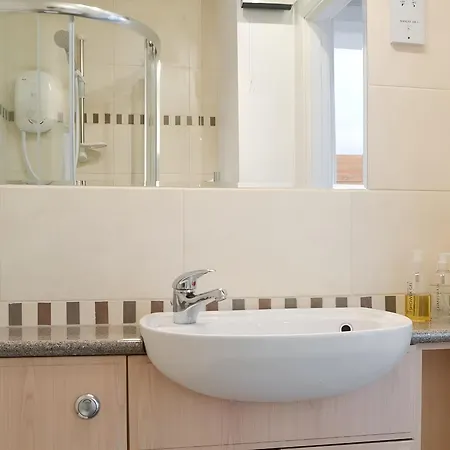 Apartament Brigham Farm *